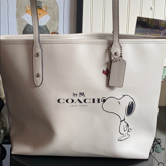 snoopy coach purses